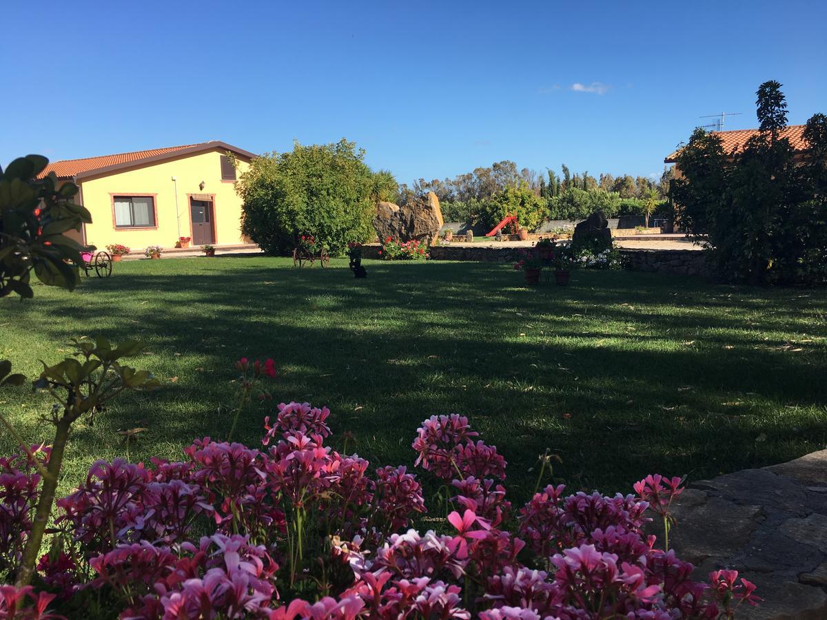 Agriturismo Sechi Campanedda Bagian luar foto